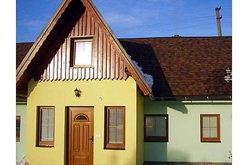 Eslovaquia Chata Lutiše, Exterior